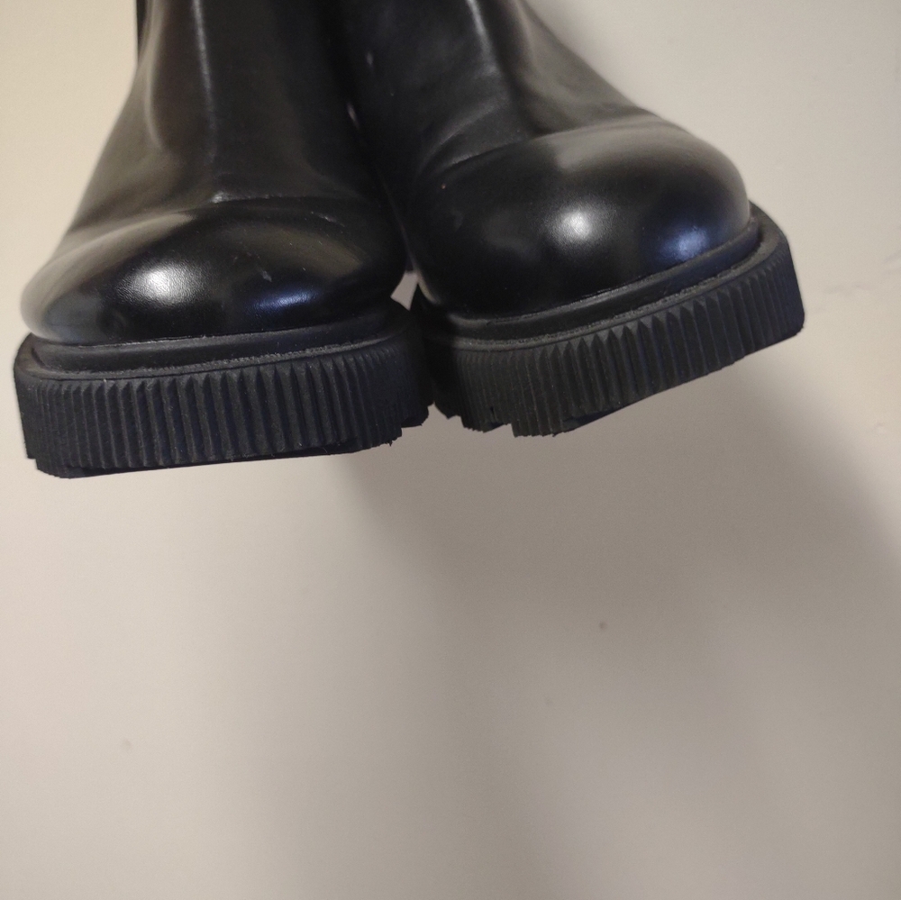 Zara Women's Black Leather Chunky Lugsole Ankle Booties Boots Size 40 - Picture 3 of 12